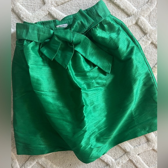 crown & ivy Dresses & Skirts - Crown & Ivy Green Skirt | Size 4